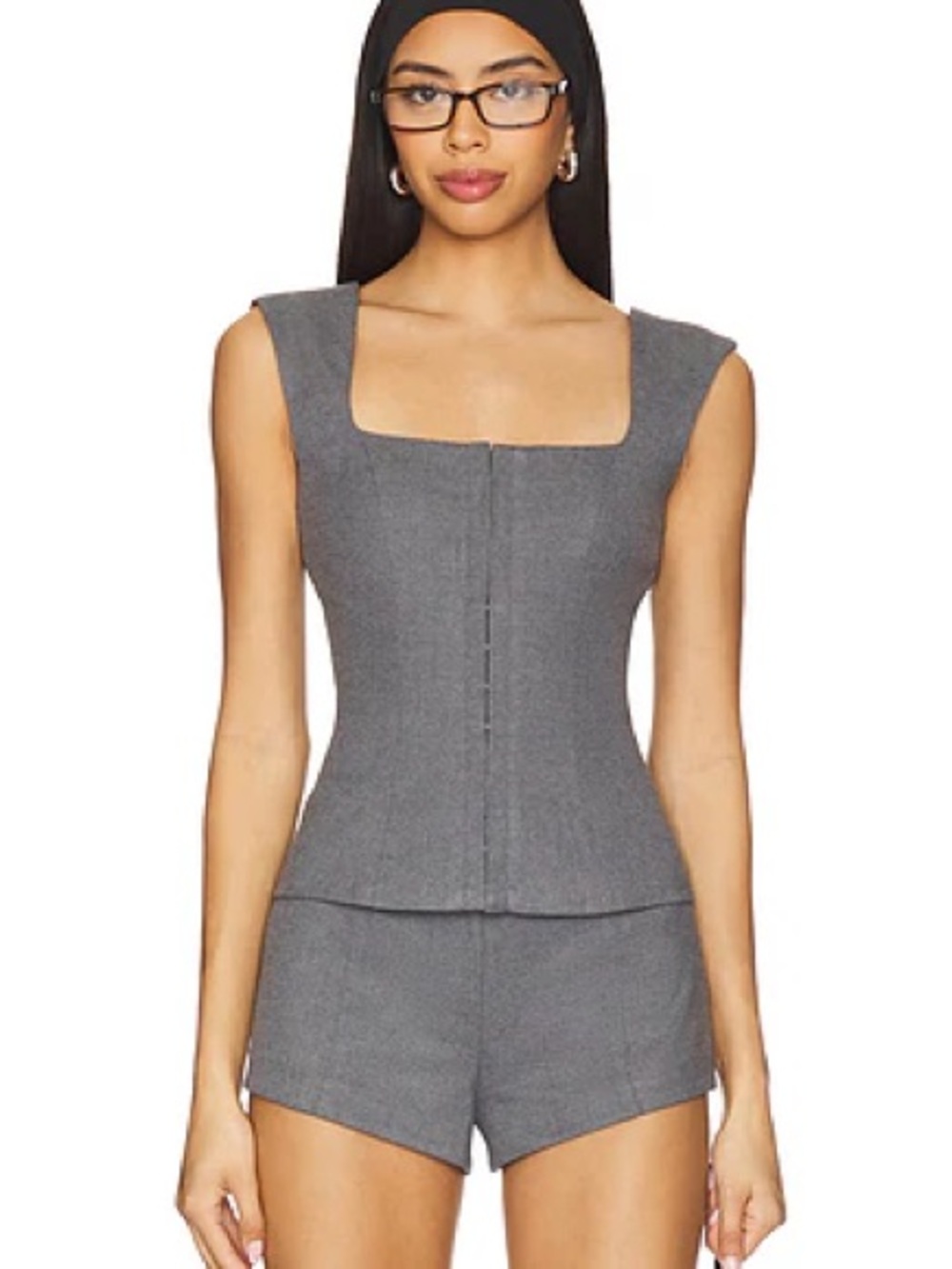 h:ours Delanie Top + Hot Short in Charcoal Gray